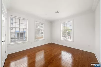 180 Edgewater Road 1A #1A, Cliffside Park, NJ 07010 - Photo 16