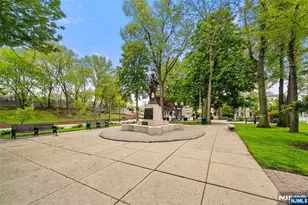 180 Edgewater Road 1A, Cliffside Park, NJ 07010 - Photo 24