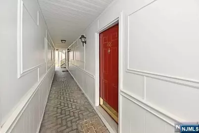 168 Linden Street, Mahwah, NJ 07430 - Photo 2