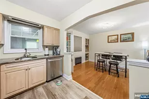 1028 Harvard Pl, Fort Lee, NJ 07024 - Photo 10