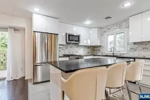 44 Roberts Ct, Tenafly, NJ 07670 - Photo 6