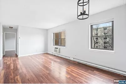 300 Lookout Avenue C4 #C4, Hackensack, NJ 07601 - Photo 6