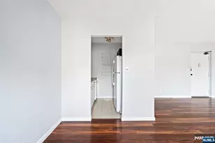 300 Lookout Ave C4, Hackensack, NJ 07601 - Photo 4