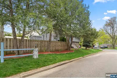 84 Westwood Boulevard, Westwood, NJ 07675 - Photo 4