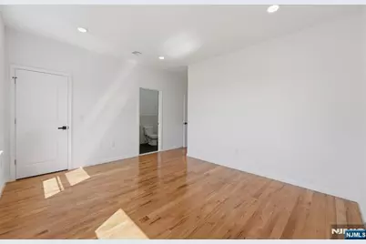 68 Sherman Avenue, Newark, NJ 07114 - Photo 34