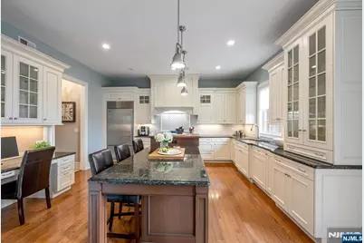 117 Cortland Drive, Saddle River, NJ 07458 - Photo 6