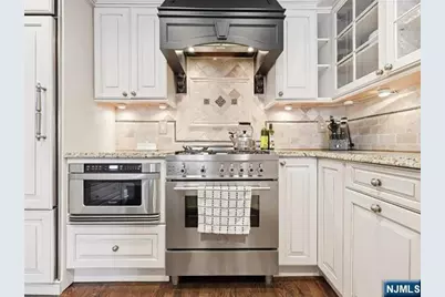 211 3rd Street 1 #1, Hoboken, NJ 07030 - Photo 12