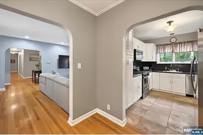 915 Glen Avenue, Washington Township, NJ 07676 - Photo 14