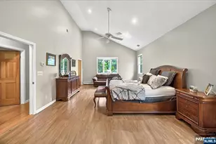 915 Glen Ave, Washington Township, NJ 07676 - Photo 18