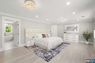 315 Freemans Ln, Franklin Lakes, NJ 07417 - Photo 14