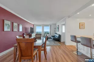 1530 Palisade Ave 23E, Fort Lee, NJ 07024 - Photo 2