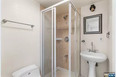 124 Crain Road, Paramus, NJ 07652 - Photo 28