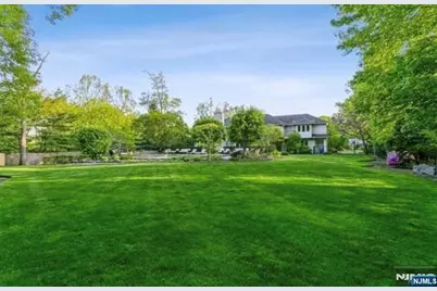 61 Essex Drive, Tenafly, NJ 07670 - Photo 44