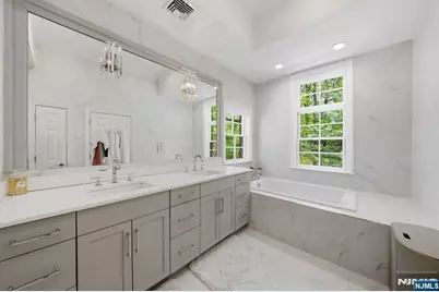 900 Heights Lane, Tenafly, NJ 07670 - Photo 32