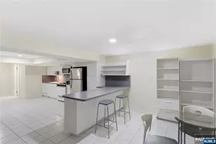 767 Kingsland Ave, Ridgefield, NJ 07657 - Photo 8