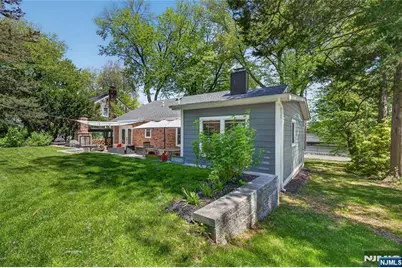 789 Kinderkamack Road, Oradell, NJ 07649 - Photo 32