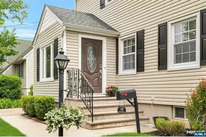 15 Oak Place, Hawthorne, NJ 07506 - Photo 2