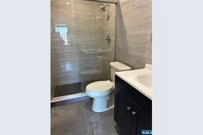 619 Schuyler 304 #304, Lyndhurst Township, NJ 07071 - Photo 12