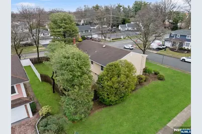 41-03 Ackerman Drive, Fair Lawn, NJ 07410 - Photo 32