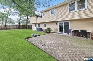 41-03 Ackerman Dr, Fair Lawn, NJ 07410 - Photo 30