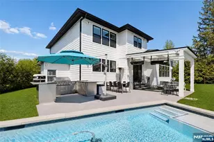 149 Palisade Ave, Cresskill, NJ 07626 - Photo 2