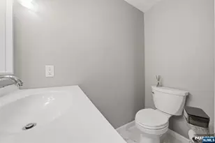 825 Riverside Ave 203, Lyndhurst Township, NJ 07071 - Photo 18