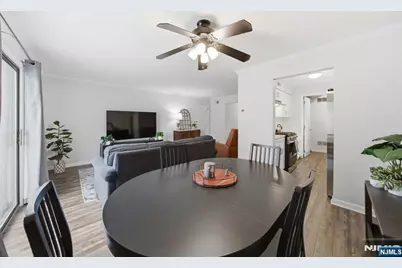 825 Riverside Avenue 203 #203, Lyndhurst Township, NJ 07071 - Photo 8