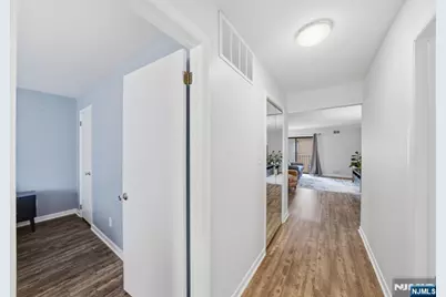 825 Riverside Avenue 203 #203, Lyndhurst Township, NJ 07071 - Photo 24
