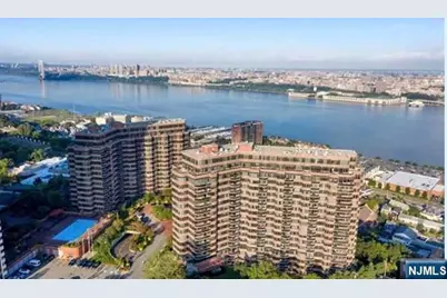 100 Carlyle Drive 17B-N #17B-N, Cliffside Park, NJ 07010 - Photo 24