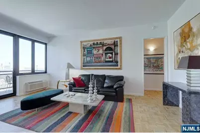 100 Carlyle Drive 17B-N #17B-N, Cliffside Park, NJ 07010 - Photo 2