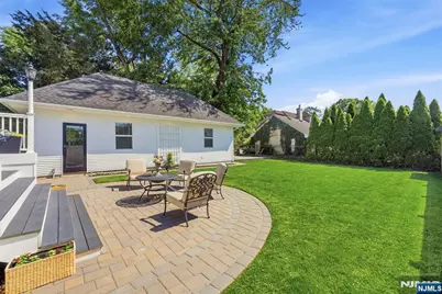 209 W Passaic Avenue, Rutherford, NJ 07070 - Photo 38