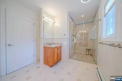 47 Columbus Drive, Tenafly, NJ 07670 - Photo 14