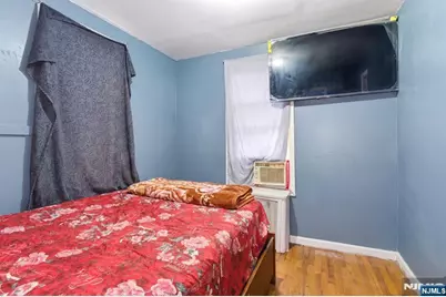 176C Parker Street, Newark, NJ 07104 - Photo 10