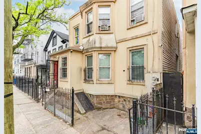 176C Parker Street, Newark, NJ 07104 - Photo 2