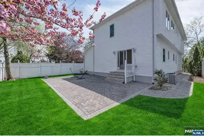 177 Lawson Place, Paramus, NJ 07652 - Photo 38