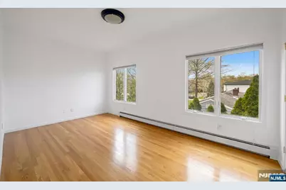 177 Lawson Place, Paramus, NJ 07652 - Photo 34