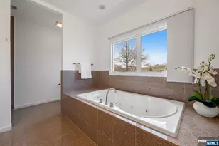 177 Lawson Pl, Paramus, NJ 07652 - Photo 30