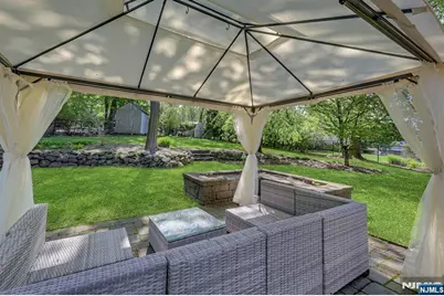 154 Spring Valley Road, Park Ridge, NJ 07656 - Photo 32