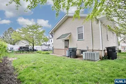 35 Demarest Avenue, Bergenfield, NJ 07621 - Photo 34