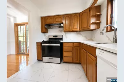 211 Bedford Road 1 #1, Dumont, NJ 07628 - Photo 4