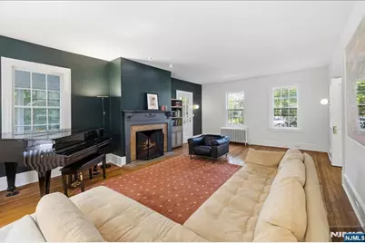 80 Glenwood Road, Englewood, NJ 07631 - Photo 4