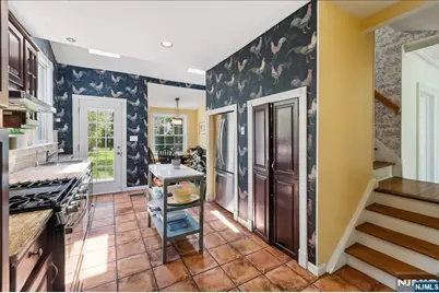 80 Glenwood Road, Englewood, NJ 07631 - Photo 10