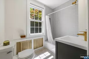 80 Glenwood Rd, Englewood, NJ 07631 - Photo 24