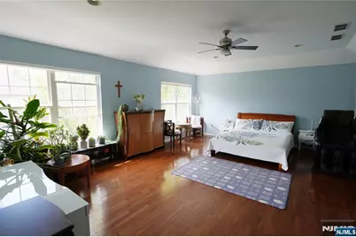 10 Queens Lane, Wayne, NJ 07470 - Photo 14