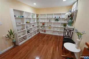 10 Queens Ln, Wayne, NJ 07470 - Photo 20