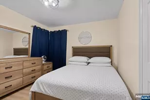 43 Berwyn Pl, Bergenfield, NJ 07621 - Photo 16