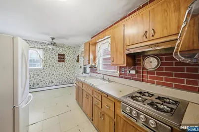 49 Heather Hills Drive, Jefferson Township, NJ 07438 - Photo 8