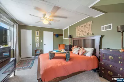 13 Lockwood Drive, Clifton, NJ 07013 - Photo 14