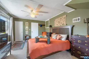 13 Lockwood Dr, Clifton, NJ 07013 - Photo 14
