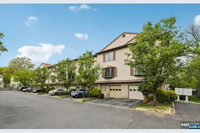 201 Watchung Avenue C19 #C19, Bloomfield, NJ 07003 - Photo 2
